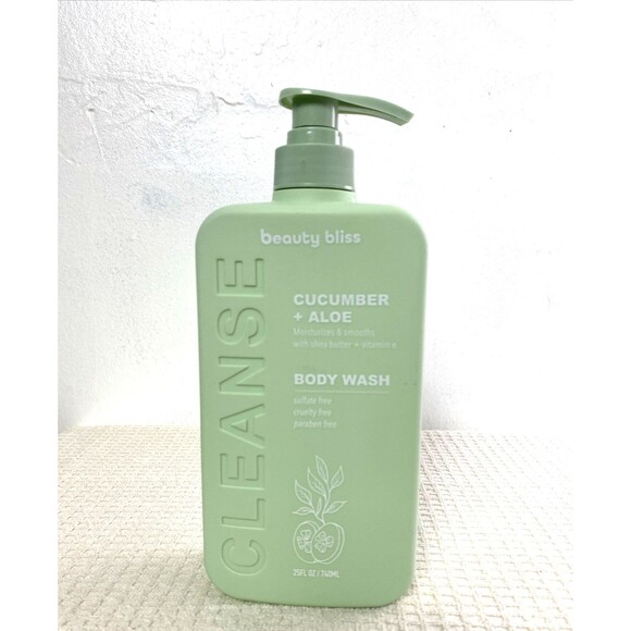 Beauty Bliss Cucumber & Aloe Moisturizing Body Wash 25 fl oz - Picture 1 of 7